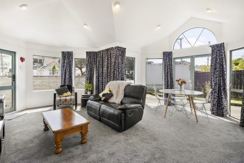 29B The Parade, Island Bay, Wellington