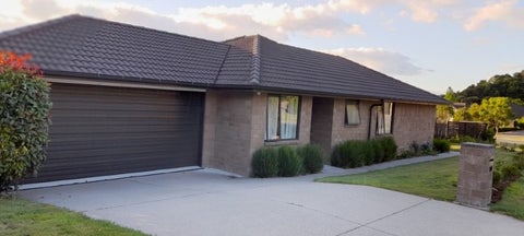 10 Bathurst Crescent, Pyes Pa, Tauranga