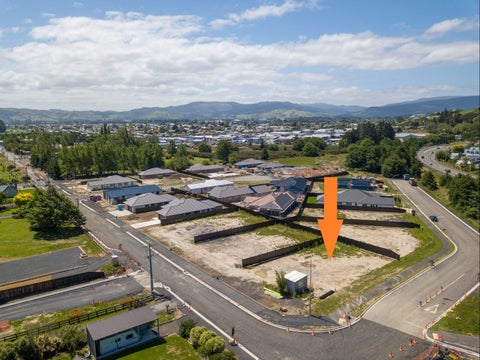 35 Cemetery Road, East Taieri, Mosgiel