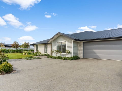 35 Oaks Drive, Lincoln, Lincoln