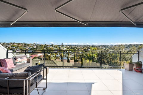 8/49 Browns Bay Road, Browns Bay, Auckland