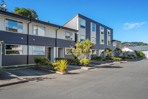 11/8 THATCHER CRES, CROFTON DOWNS, WELLINGTON