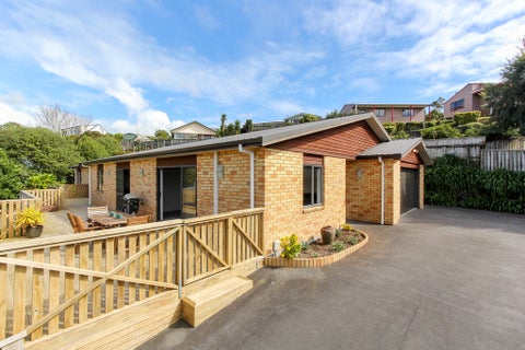 10A Kororako Grove, Whalers Gate, New Plymouth