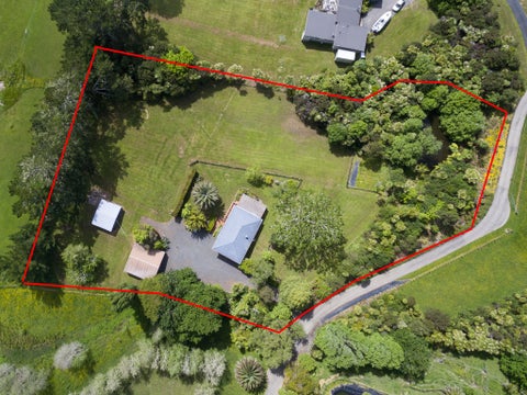 145 Chamberlain Road, Massey, Auckland
