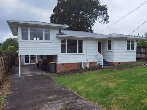 1 Kereru Street, Henderson, Auckland