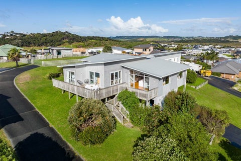 9 Marram Place, Mangawhai Heads, Mangawhai