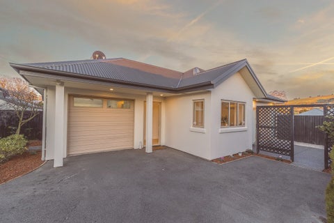 4/15 Derrett Place, Saint Martins, Christchurch