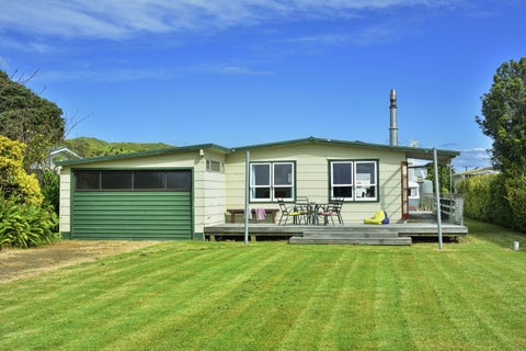 4 Tarakihi crescent , Mahia Beach, Hawkes Bay
