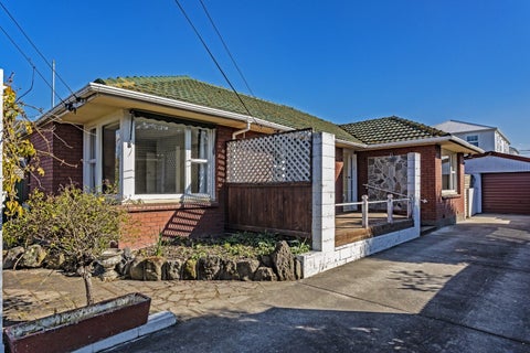 18 Bond Street, Waltham, Christchurch
