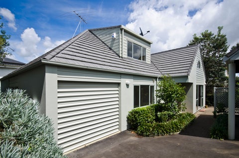 2/3 Kinder Place, Meadowbank, Auckland