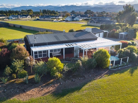 43 Andersons Line, Clareville, Carterton