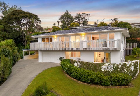 13 Lynngate Place, Hillcrest, Auckland