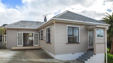 19A Lyndhurst Road, Tawa, Wellington