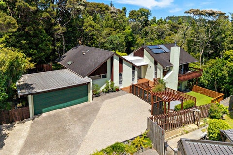 14 Langstone Place, Chatswood, Auckland