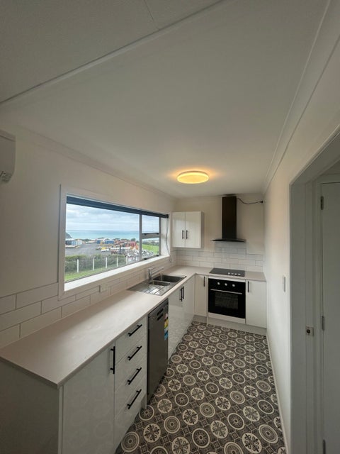 27A Port View Crescent, Moturoa, New Plymouth