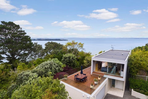 42A Sylvania Crescent, Lynfield, Auckland