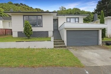 12 PURIRI ST, WAINUIOMATA, Lower Hutt