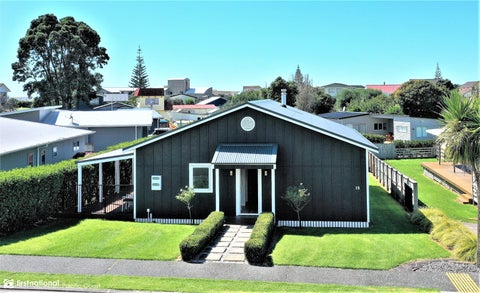 15 Dolphin Drive, Whiritoa, Waihi