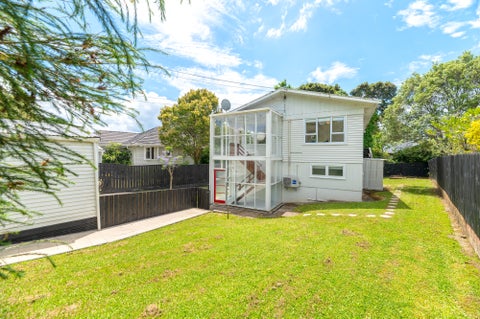 31 Puketea Street, Blockhouse Bay, Auckland