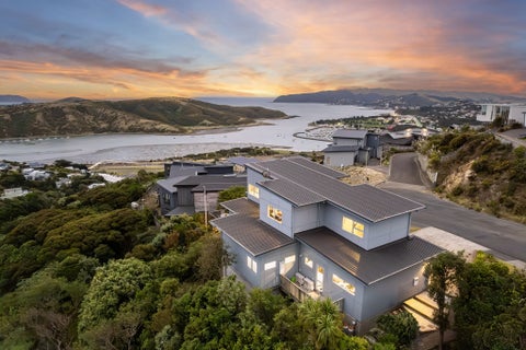 5 Seascape View, Paremata, Porirua