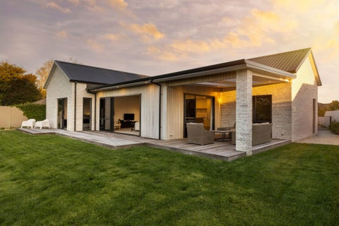 18 Winslow Court, Huntington, Hamilton