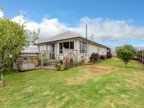 16 Tuahu Place, Waitara, Waitara