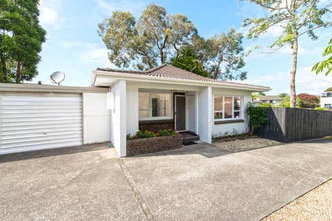 1/56 Butterworth Drive, Glendene, Auckland
