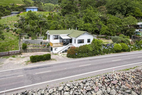 126 Thames Coast Sh25 Road, WHAKATETE BAY, THAMES