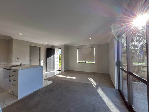 7 Kahawairahi Drive, Beachlands, Auckland