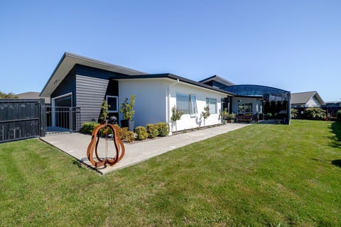 2 Morocco Terrace, Kelvin Grove, Palmerston North