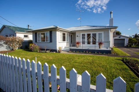 22 Richmond Road, Carterton