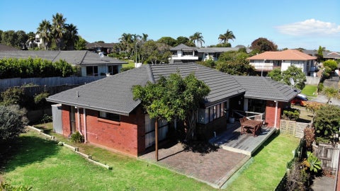 38 Simmental Crescent, Somerville, Manukau
