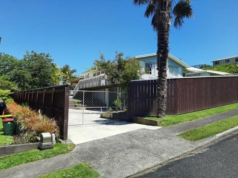 5 Fairview Place, Westown, New Plymouth