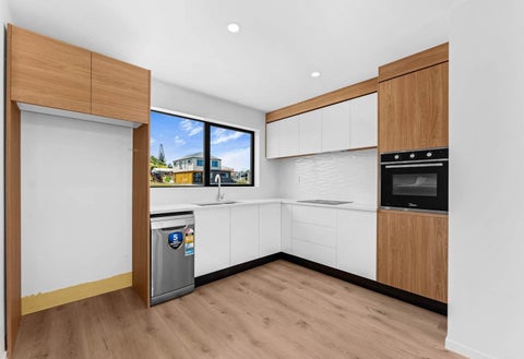 36 Taipahitini Road, Rosehill, Papakura