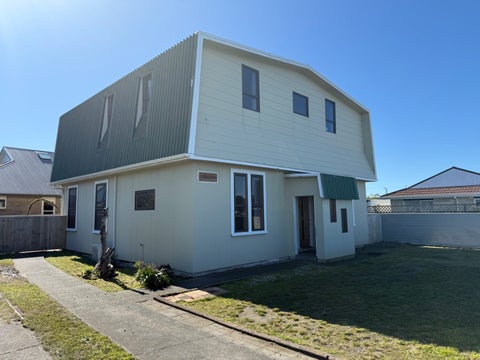 31 Meeanee Quay, Westshore, Napier