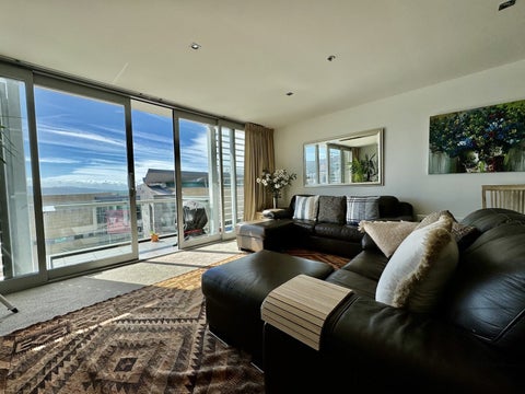 8E/42 Cable Street, Te Aro, Wellington