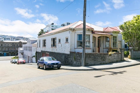 9 Edge Hill, Mount Victoria, Wellington