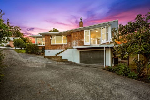 19 McClintock Road, Massey, Auckland
