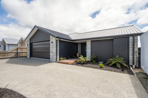 8 Cranford Road, Richmond