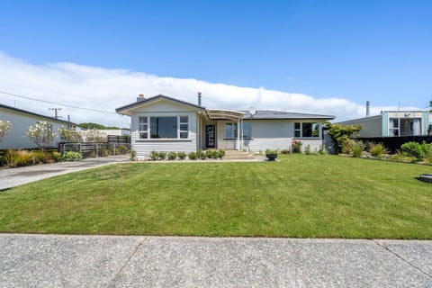 3 Carlyle Street, Tuatapere, Tuatapere