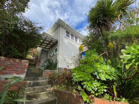 98A Totara Road, Miramar, Wellington