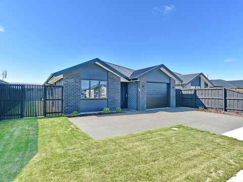 16 Chambers Avenue, Woodend, Woodend