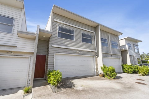 8 Karauria Lane, Orewa, Orewa