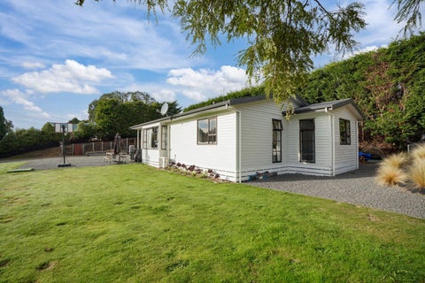 137 Dunns Road, Otatara