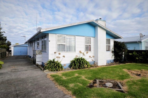21 Cross Street, Castlecliff, Whanganui