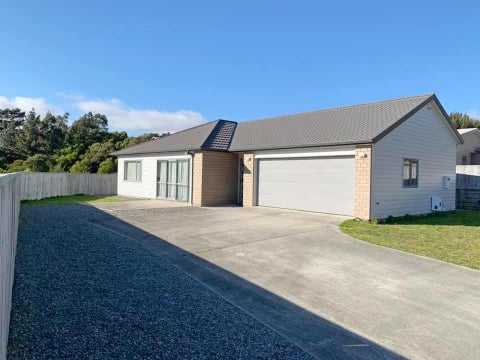 63 Staithes Drive North, Whitby, Porirua