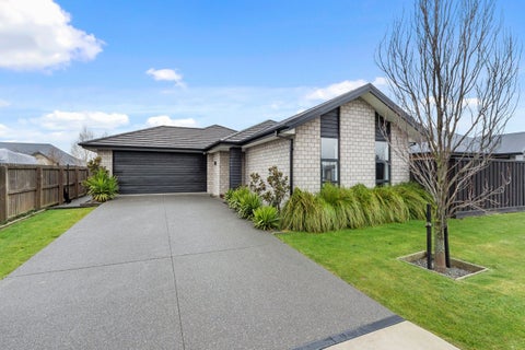 17 Catchpole Place, Woodend, Woodend