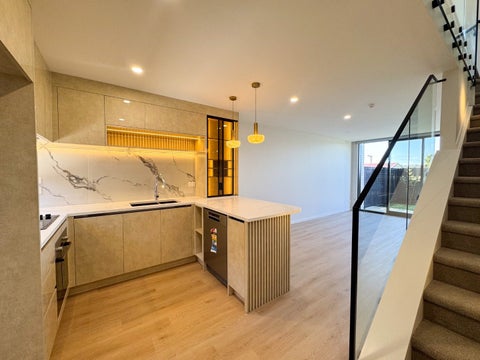 4/9 Utting Street, Birkdale, Auckland
