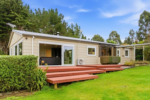 813 Finlayson Road, Taieri Beach, Taieri Mouth