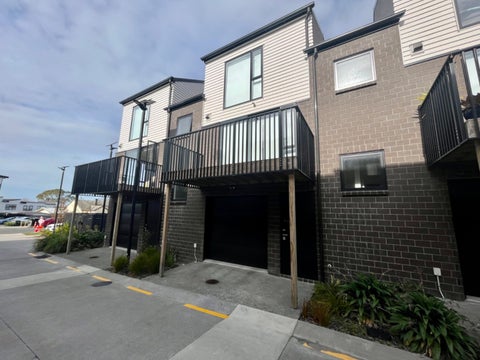 12/1 Fruitvale Road, New Lynn, Auckland